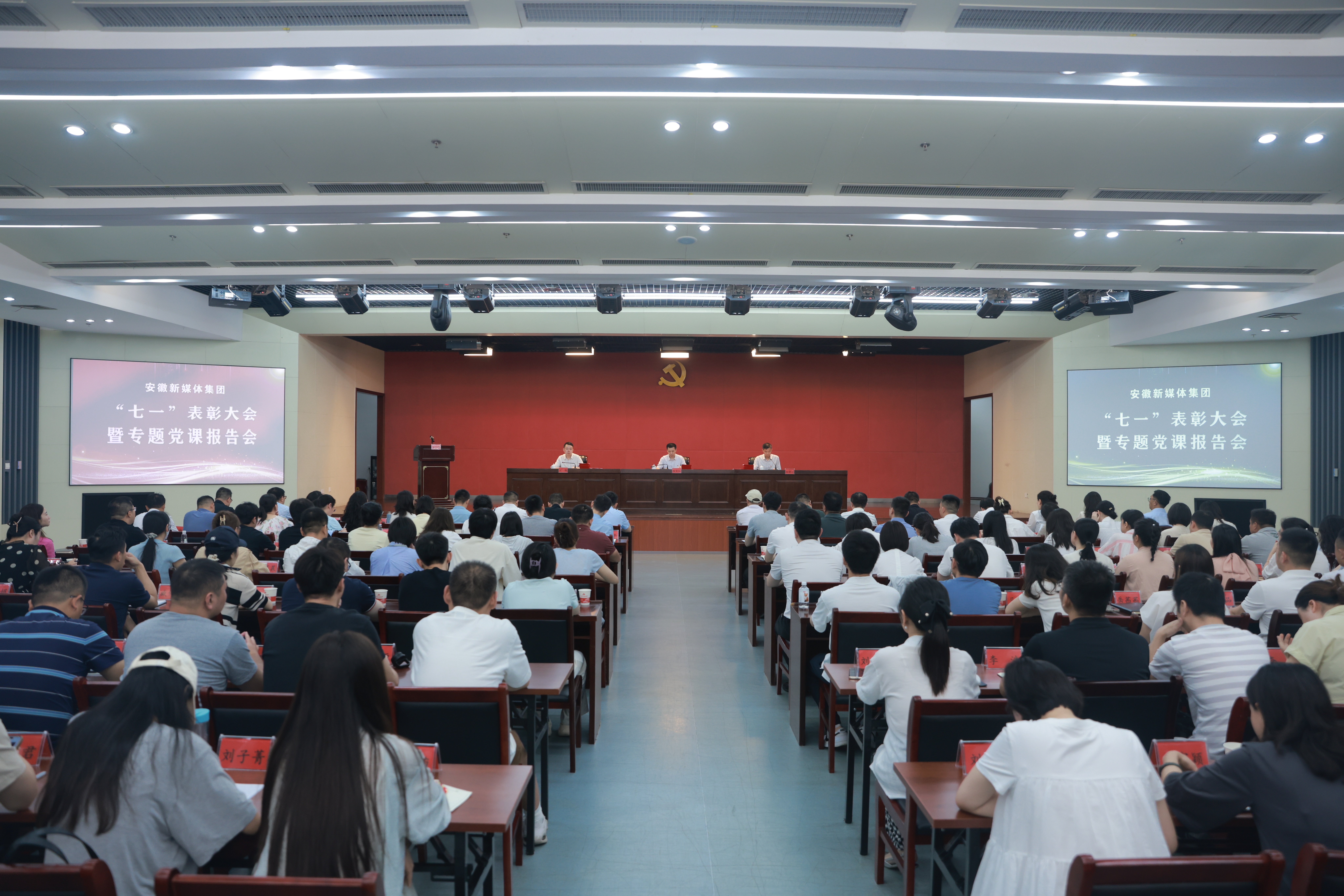 �ھ����ʾ��С���һ����������ר�⵳�α����