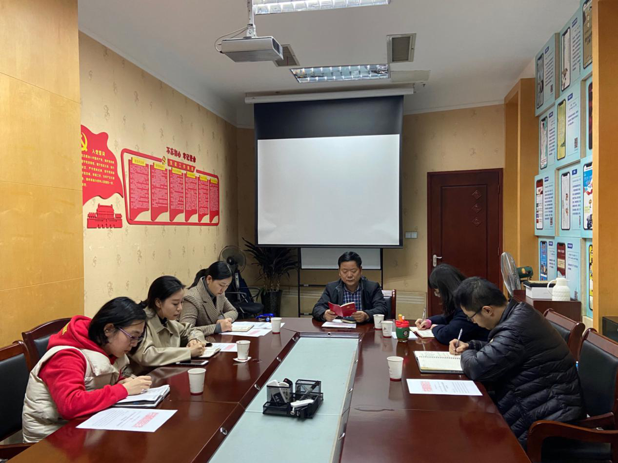 ���ɱ�һ�ߵ���졿����...